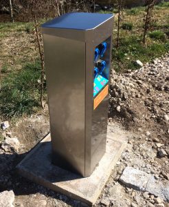 Installation M-Innov d'une borne électricité sur le camping de Plainfaing